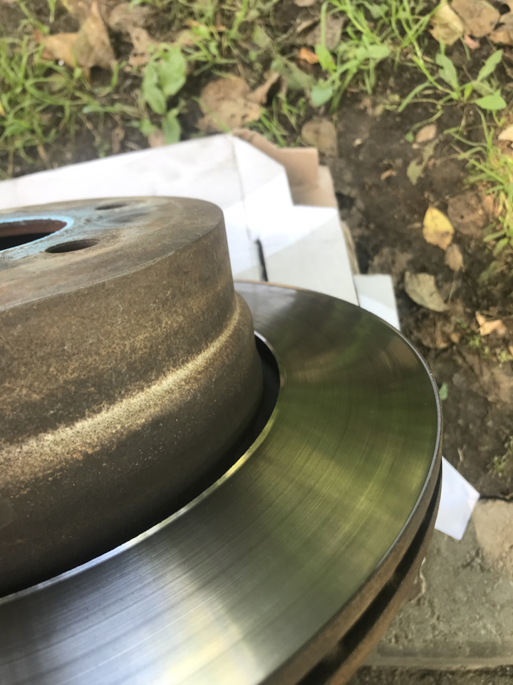 Диски тормозные, колодки тормозные б/у на BMW 5 series (E60). Б/у | 6 ...