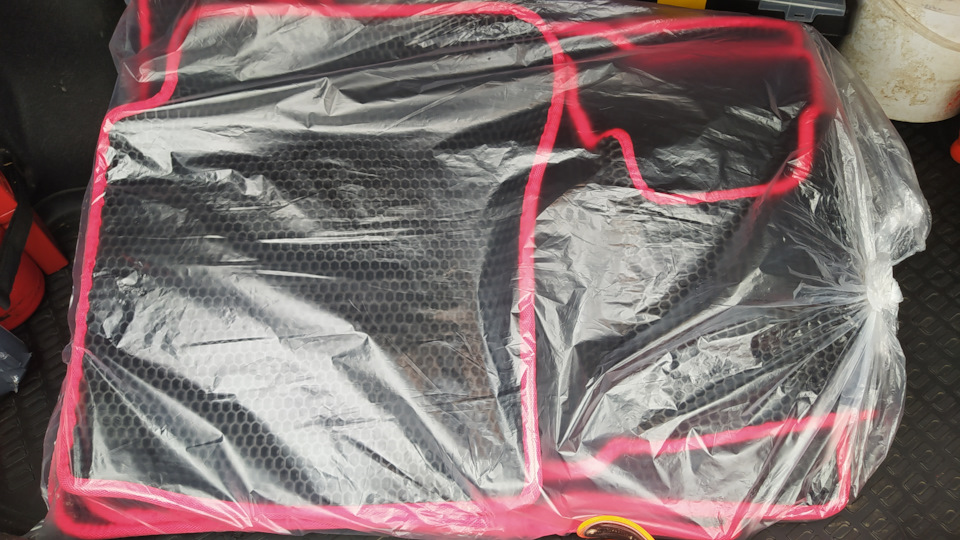 Купил EVA коврики с бортиками — KIA Rio (3G), 1,6 л, 2012 года ...