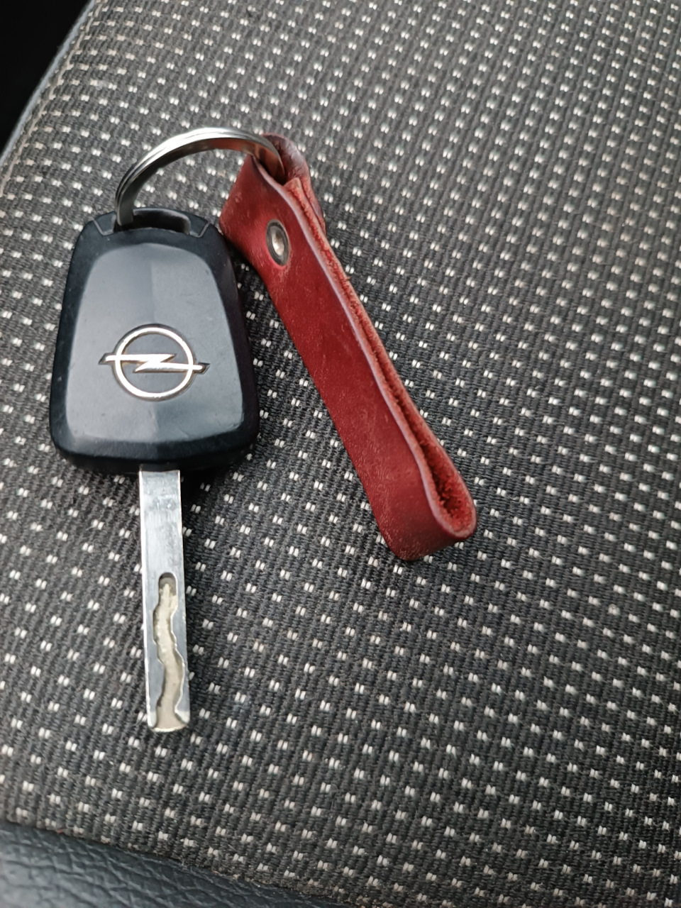 Фото в бортжурнале Opel Astra H