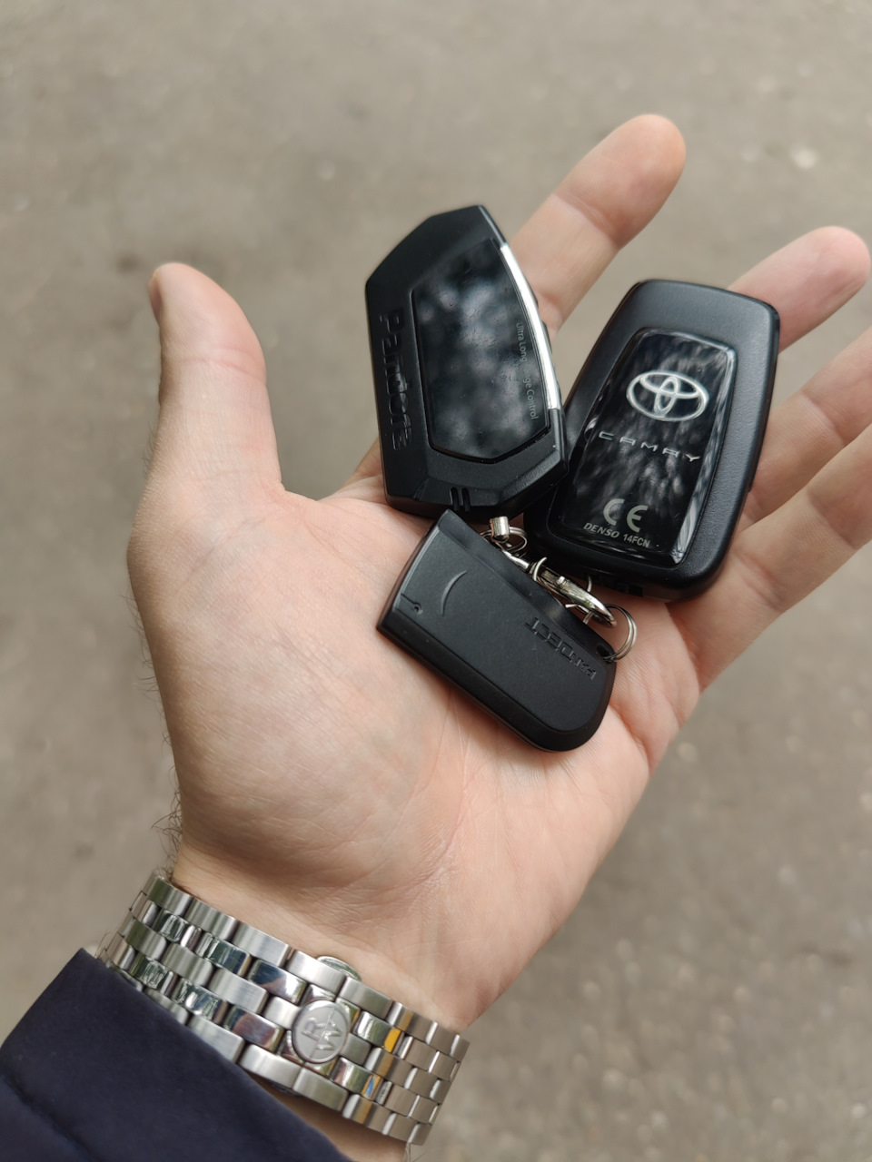 Сигналка — Toyota Camry (XV70), 2 л, 2021 года | электроника | DRIVE2