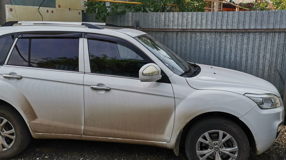 Lifan x50 dashboard. Лифан х50 2017. Лифан cvt. 6. Лифон 50 2015.
