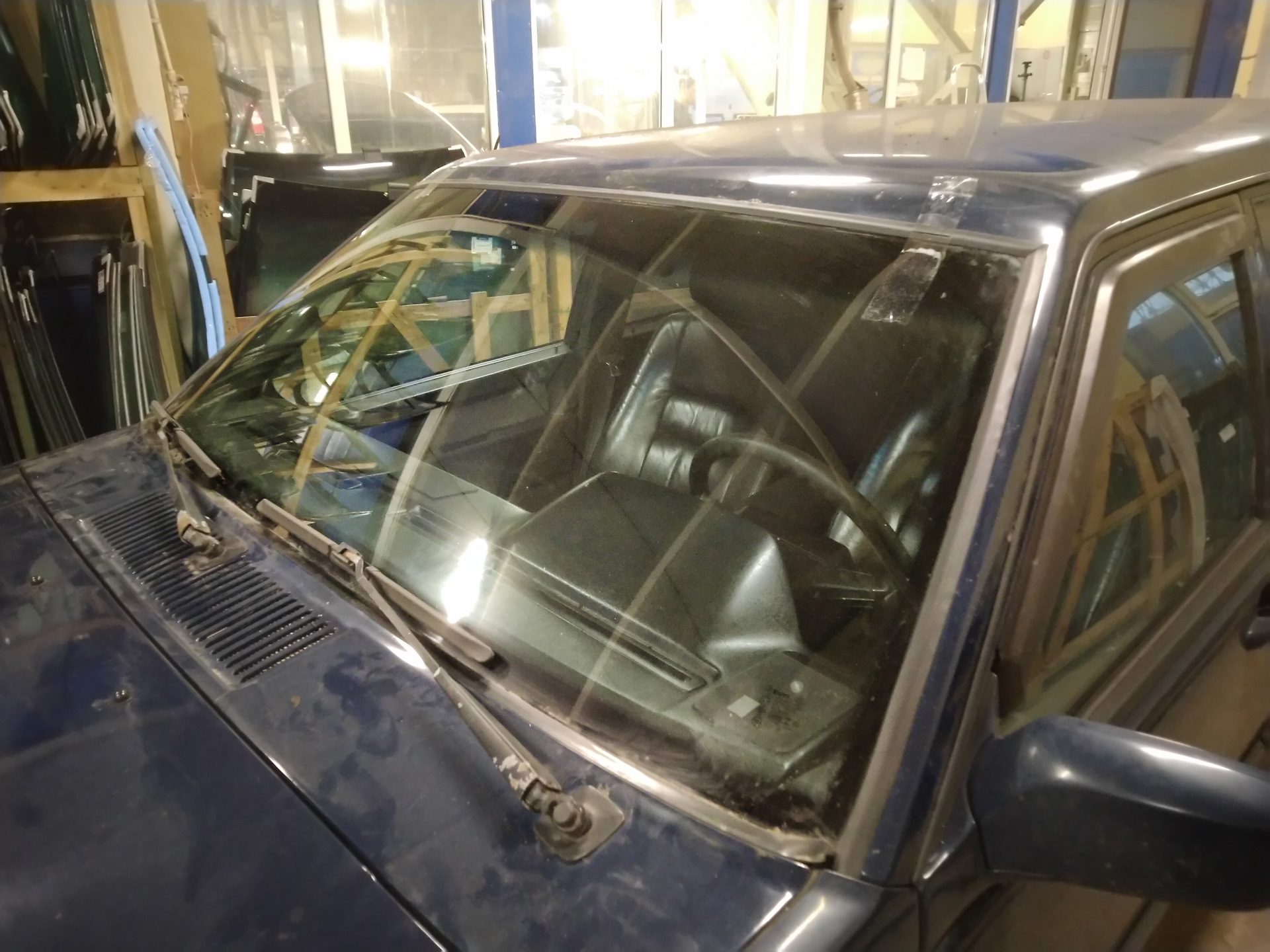Купить Лобовое Стекло Вольво 960