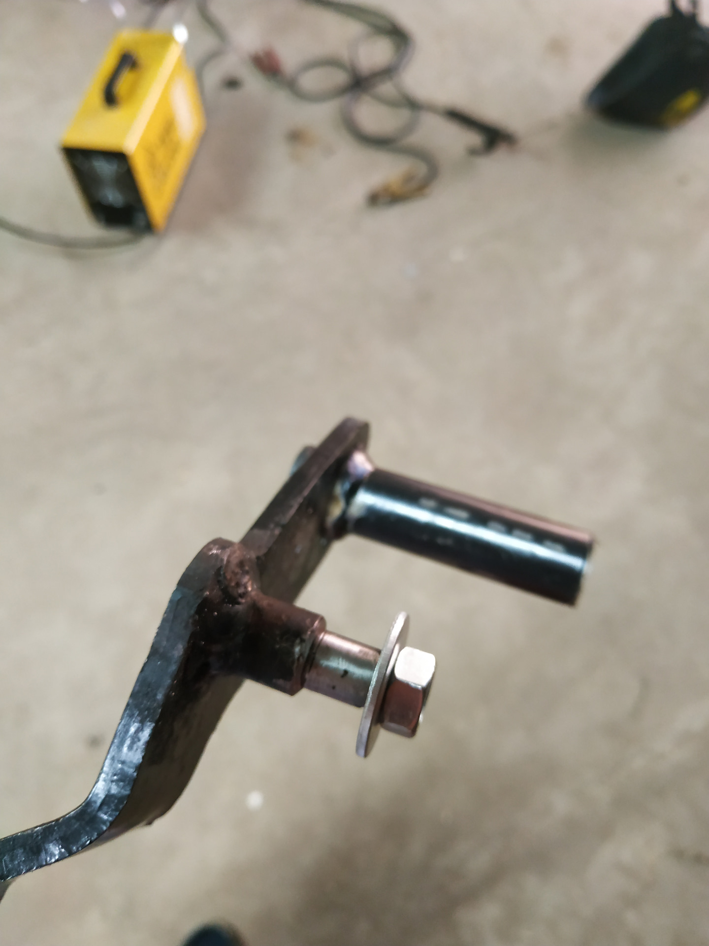 устройство главного цилиндра сцепления ваз 2107. педаль сцепления рено логан 1. привод сцепления ваз 2107. жесткая педаль сцепления. Ldv maxus 2.