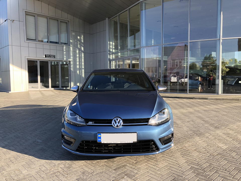 4 — Volkswagen Golf Mk7