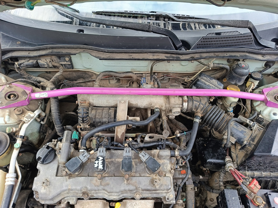 Шланги картерных газов — Nissan Almera Classic (B10), 1,6 л, 2006 года ...