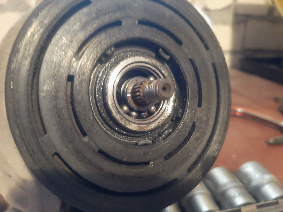 Насос кондиционера. Часть 2. — Citroen C-Crosser, 2 л, 2012 года ...