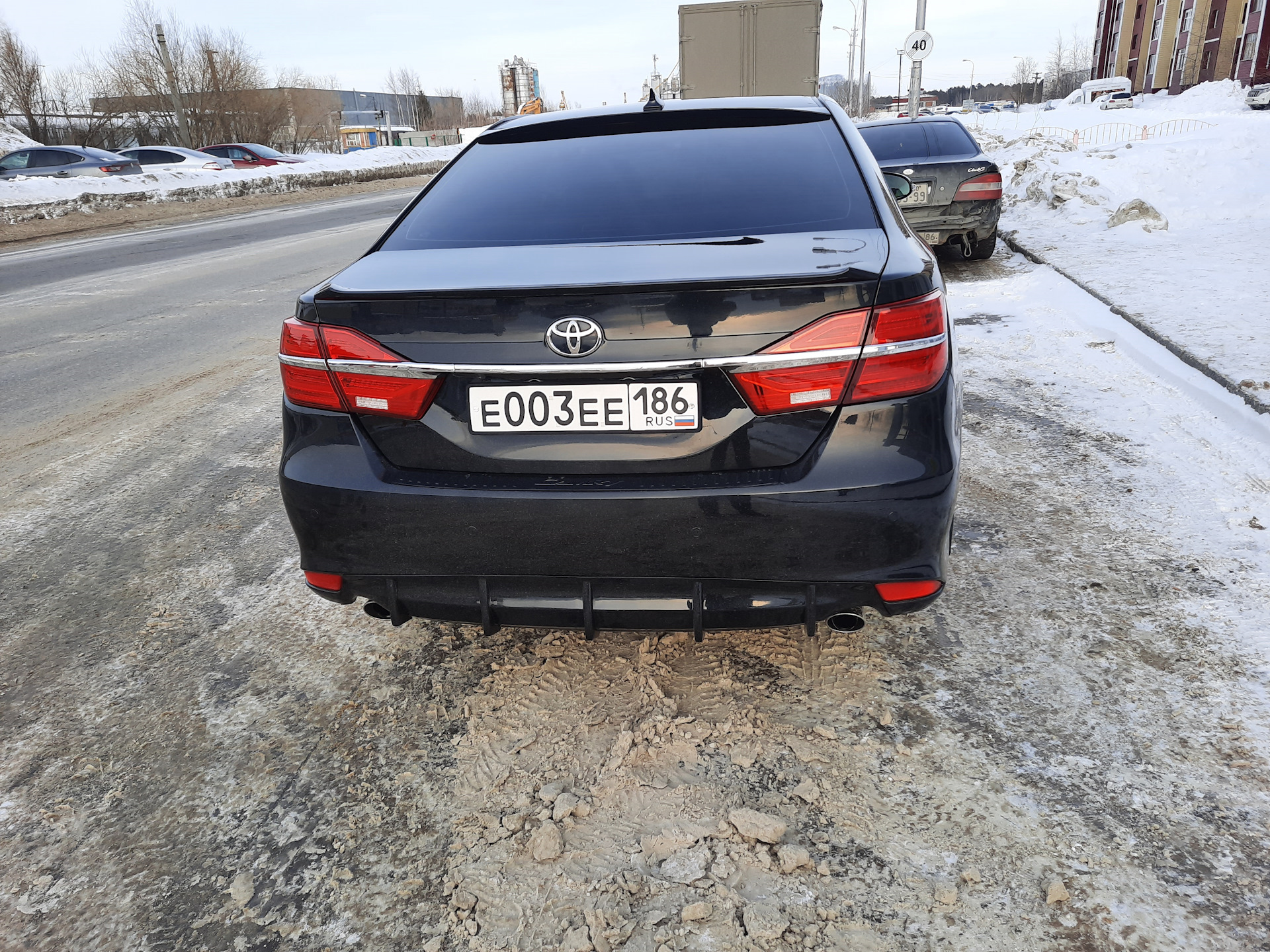 Камри 55 задние. Toyota Camry 55 задний. Toyota Camry 55 сзади. Camry 55 задние фонари Мерседес. Camry 55 Rear.