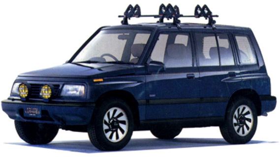 Особенности управления Suzuki Escudo на рыхлых покрытиях