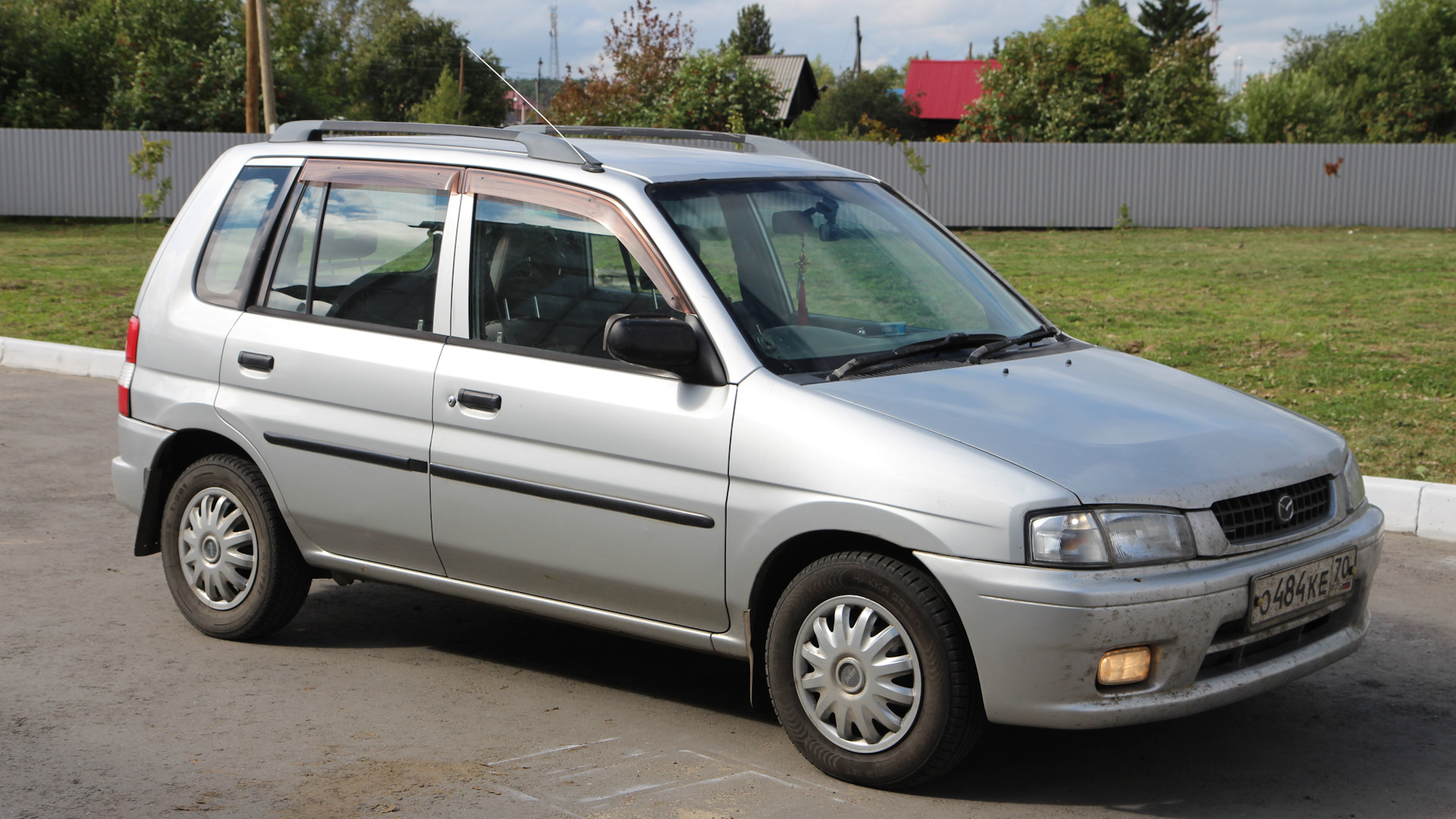 Mazda Demio (1G) 1.3 бензиновый 1999 | Любимая (sale) ツツツ на DRIVE2