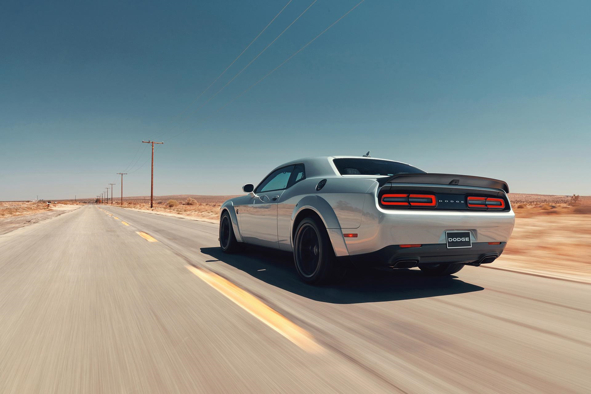 Dodge Challenger 2019 РѕР±РѕРё