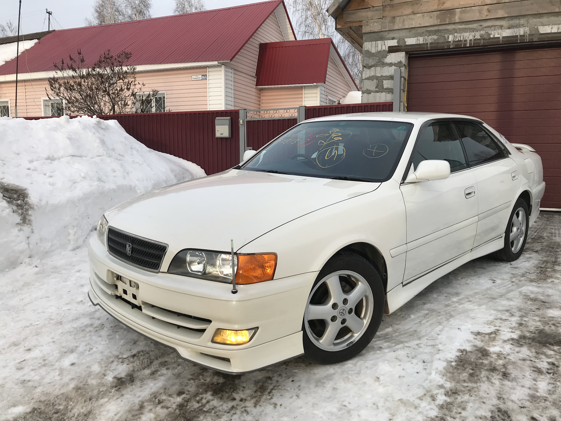 Только что из Японии Б/П по РФ Toyota Chaser Tourer 1999 г. с тем самым  