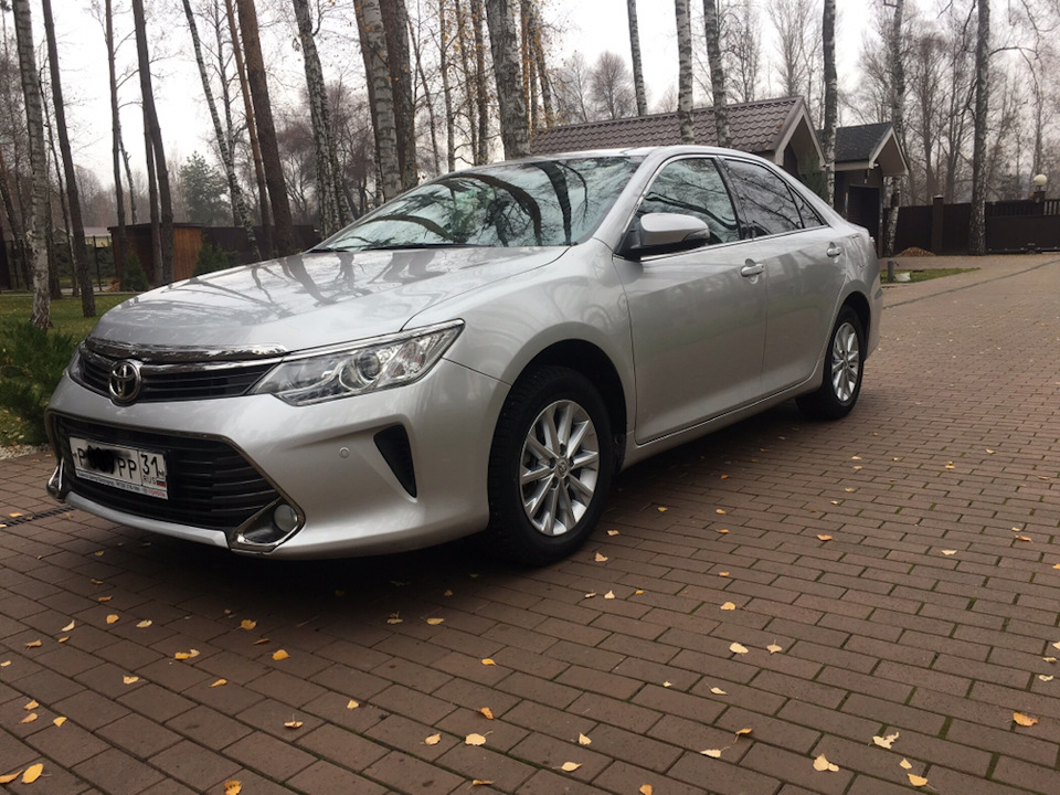 Toyota Camry drive2