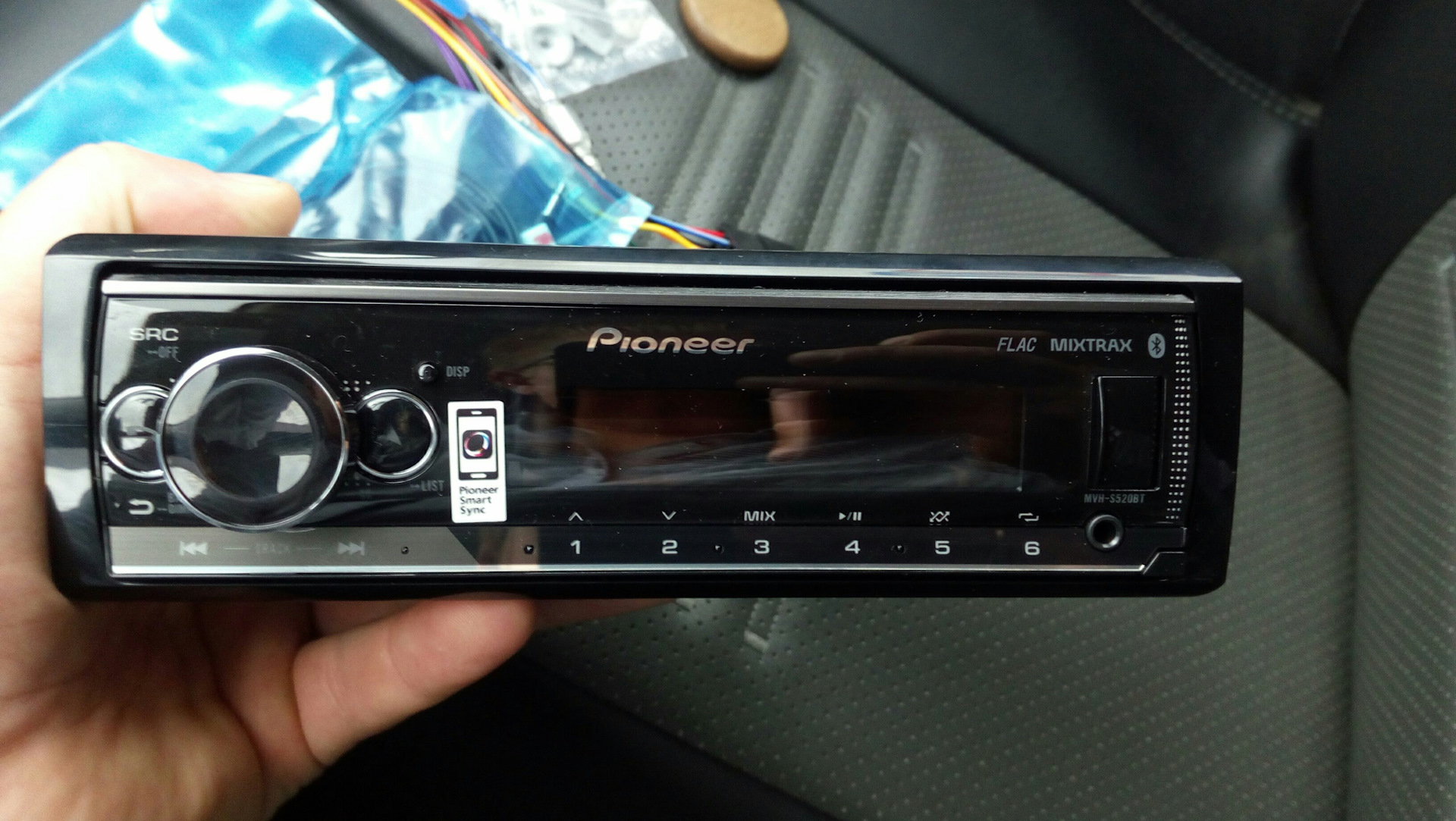 Pioneer 520. Пионер MVH s520bt. Магнитола Пионер 520вт. Pioneer deh 520bt. Pioneer MVH-s520bt.