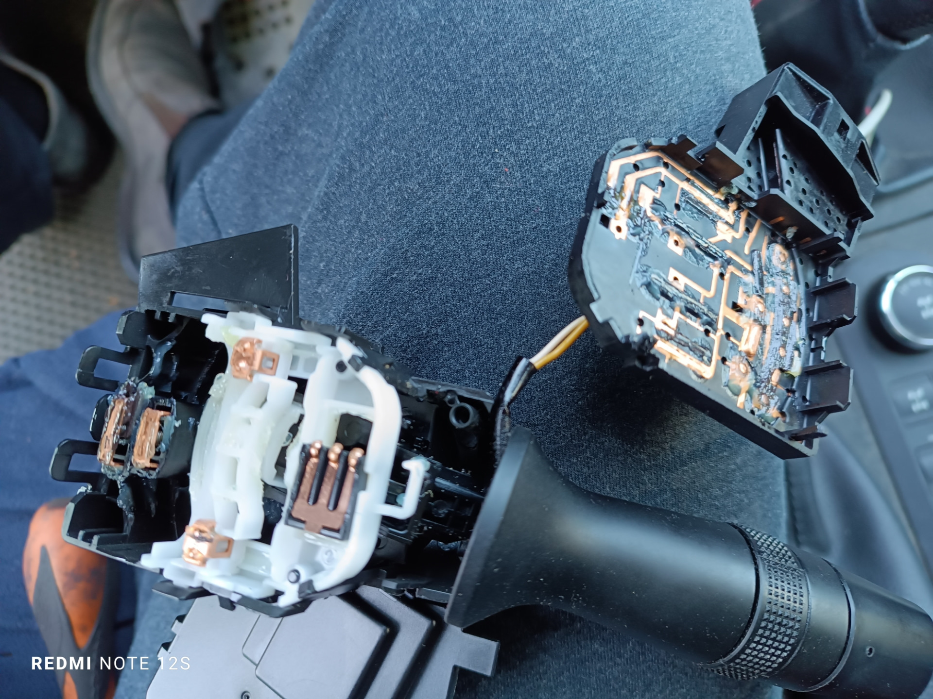 СОС! Первое положение стеклоочистителей — УАЗ Patriot, 2,7 л, 2019 года ...