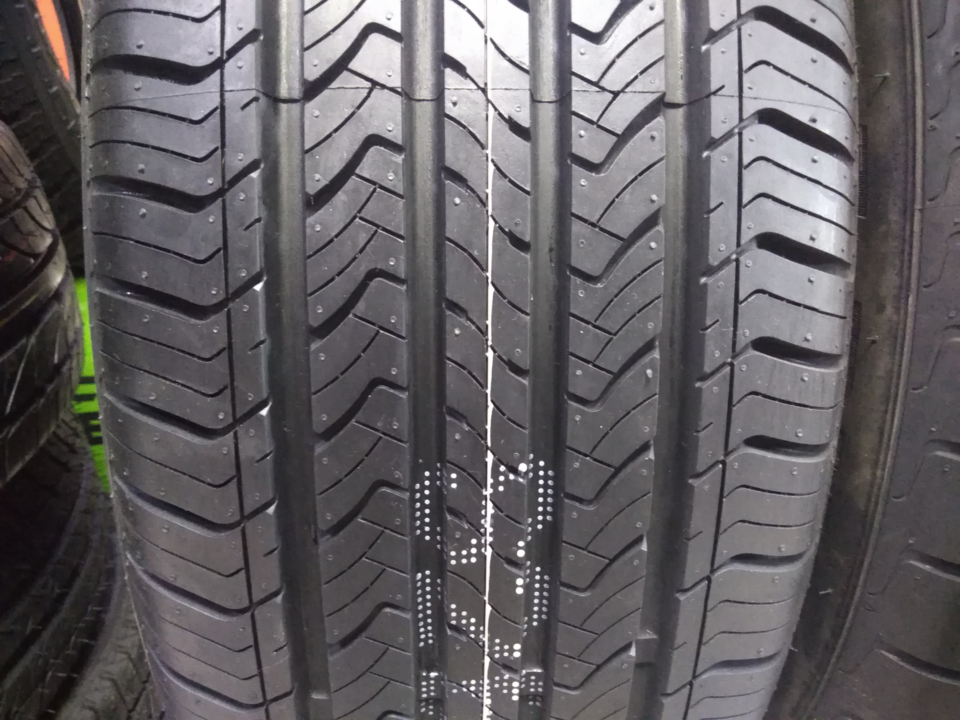 Шины Maxxis Bravo Hp M3 Купить