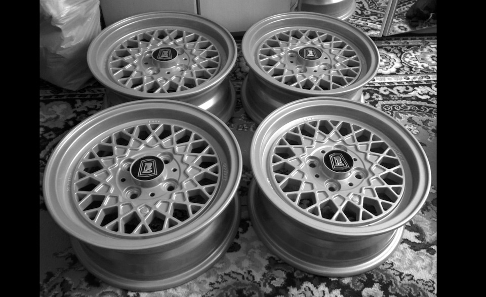 R13 4 98 OZ MELBER ROLAN BBS style Alfa Romeo