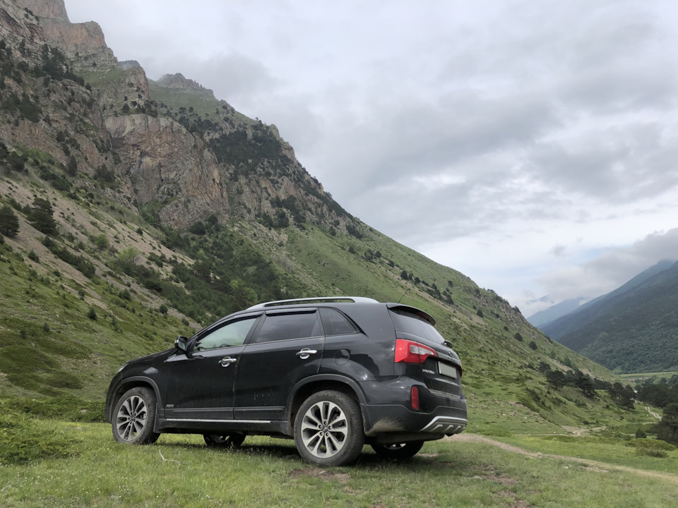 11 — KIA Sorento (2G)