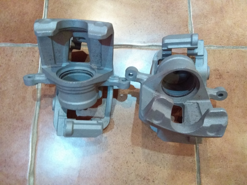 форд фокус 2 цвет суппортов. пескоструй тормозных суппортов. скоба переднего суппорта vr-4 на 160 мм. переборка суппортов ауди 80 драйв 2. суппорт volvo s80 ii.