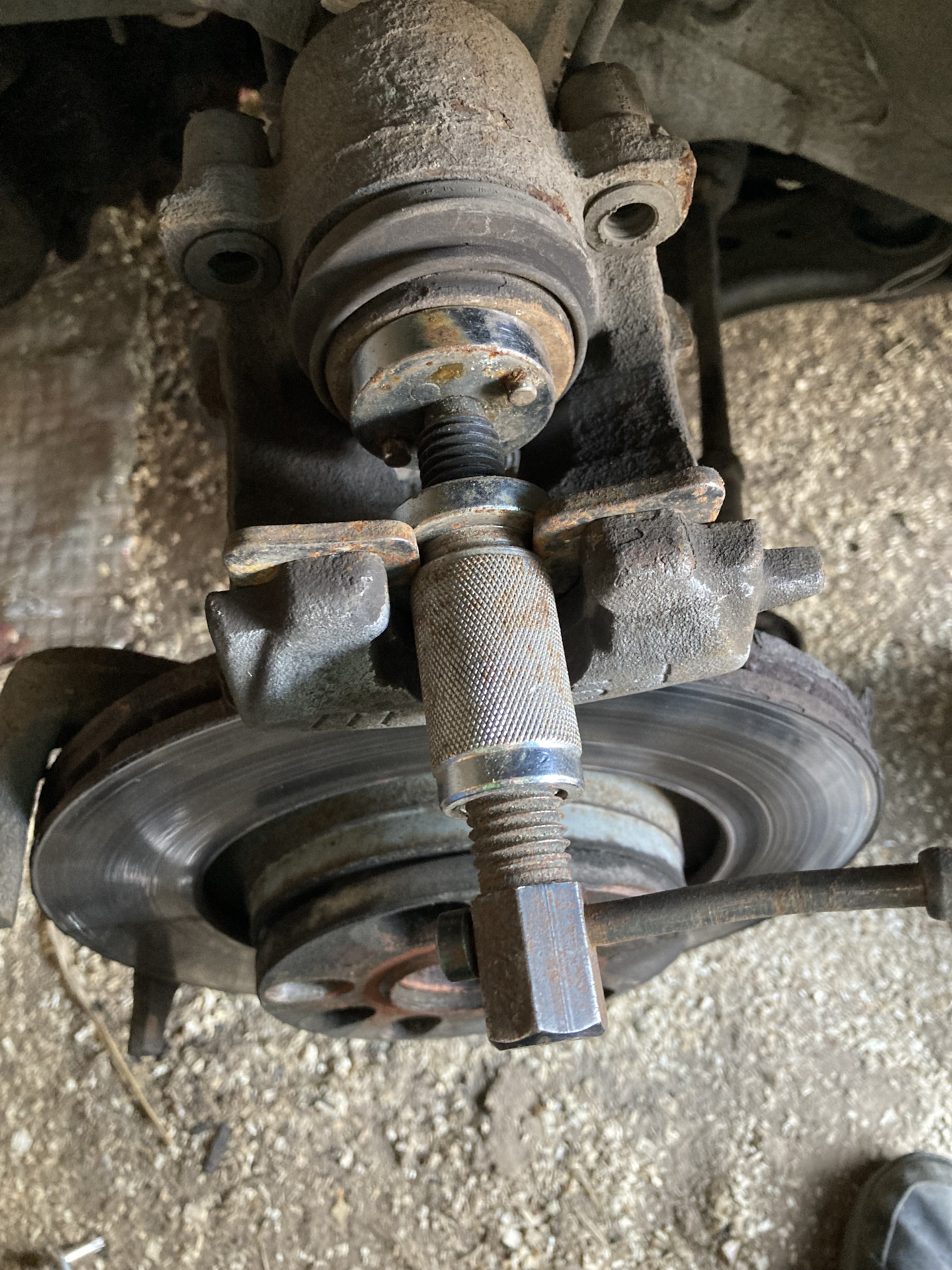 Колодки передние Miles — Volkswagen Bora (1G), 1,6 л, 2002 года ...