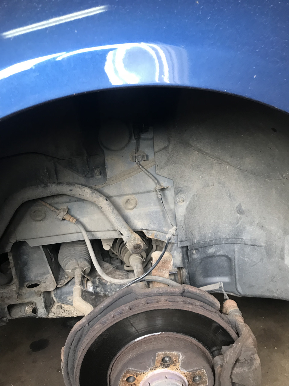 Замена просевших пружин — Mercedes-Benz B-Class (W245), 2 л, 2008 года ...