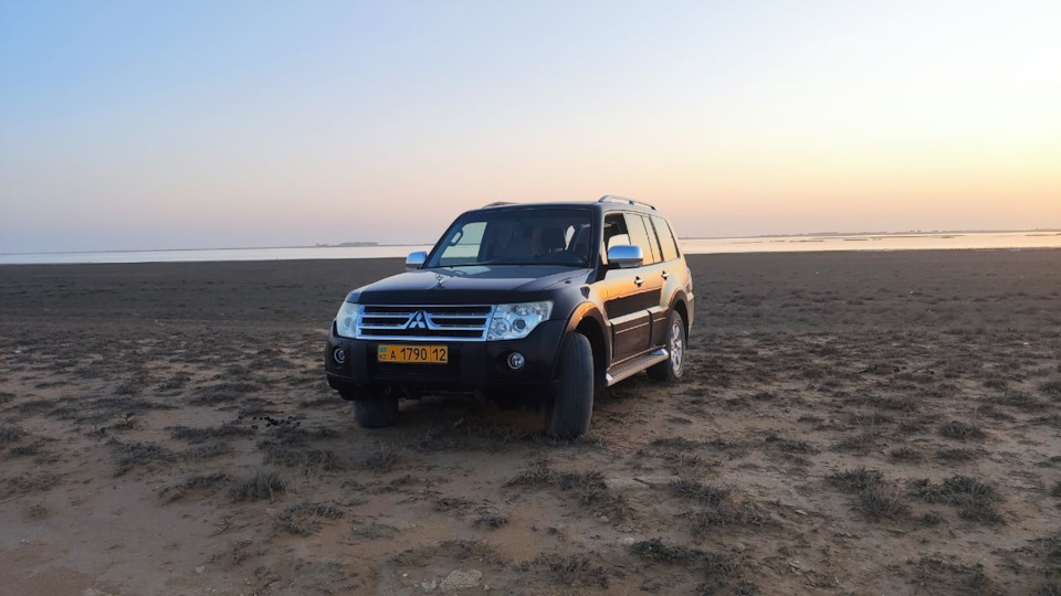 Стойки стабилизатора Нет износа — Mitsubishi Pajero (4G), 3,5 л, 2011 ...