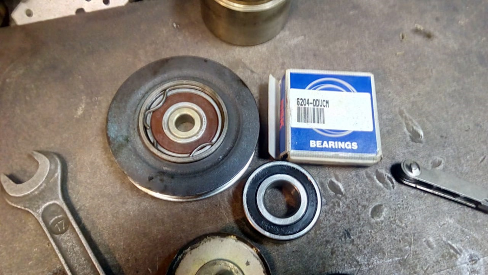 вискомуфта вентилятора, натяжной ролик гура — Toyota Land Cruiser 70, 2 ...