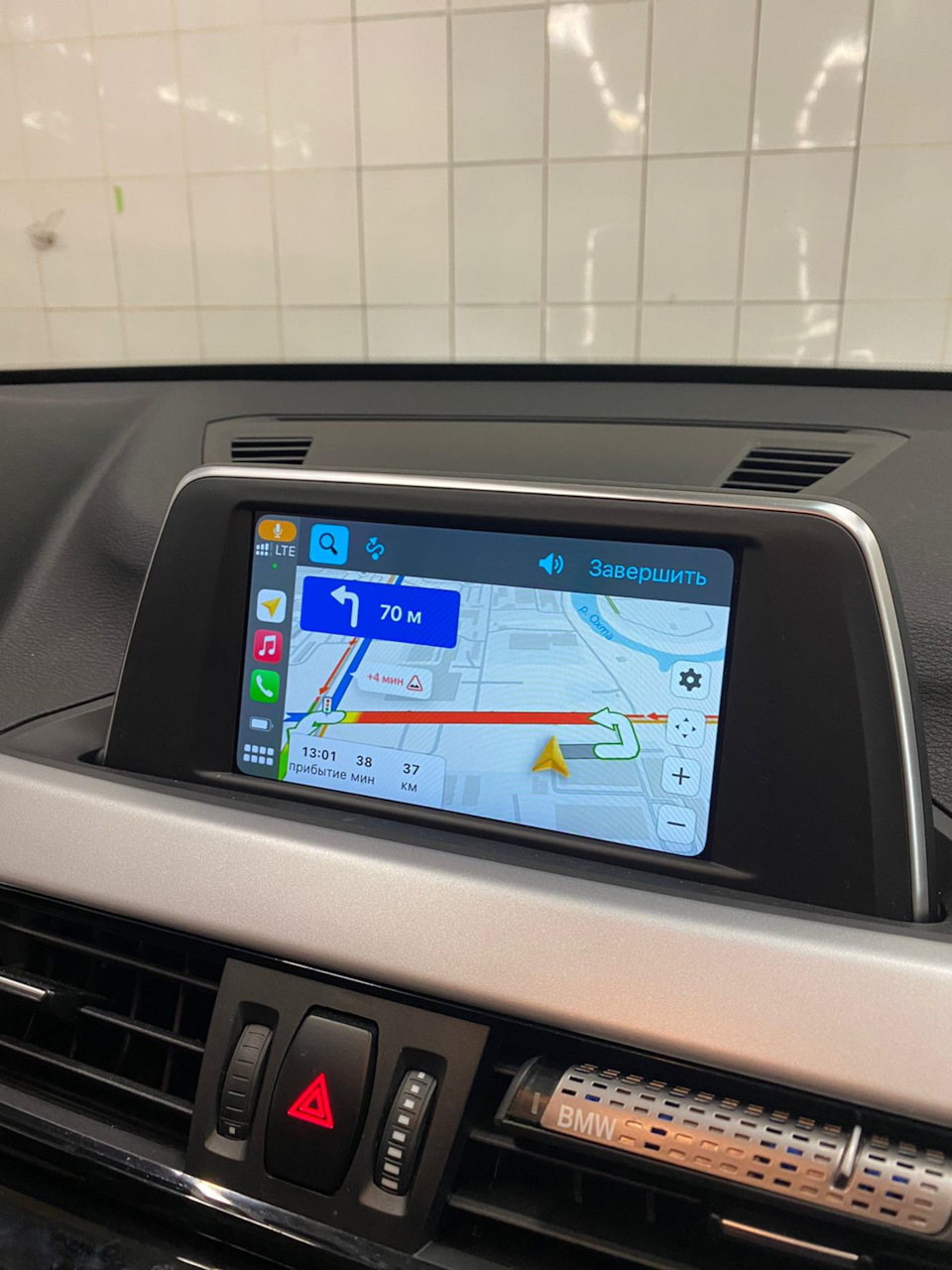 Установка CarPlay — BMW X1 (F48), 1,5 л, 2019 года | аксессуары | DRIVE2