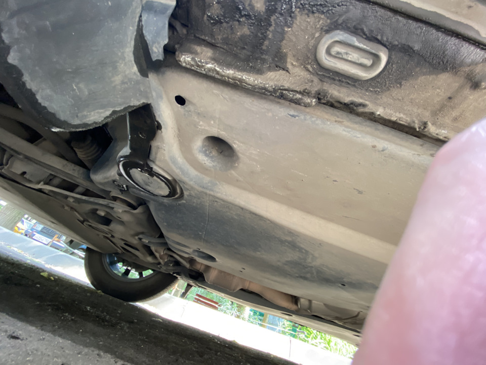 Заглушка-потеряшка — Volkswagen Tiguan (2G), 1,4 л, 2018 года ...