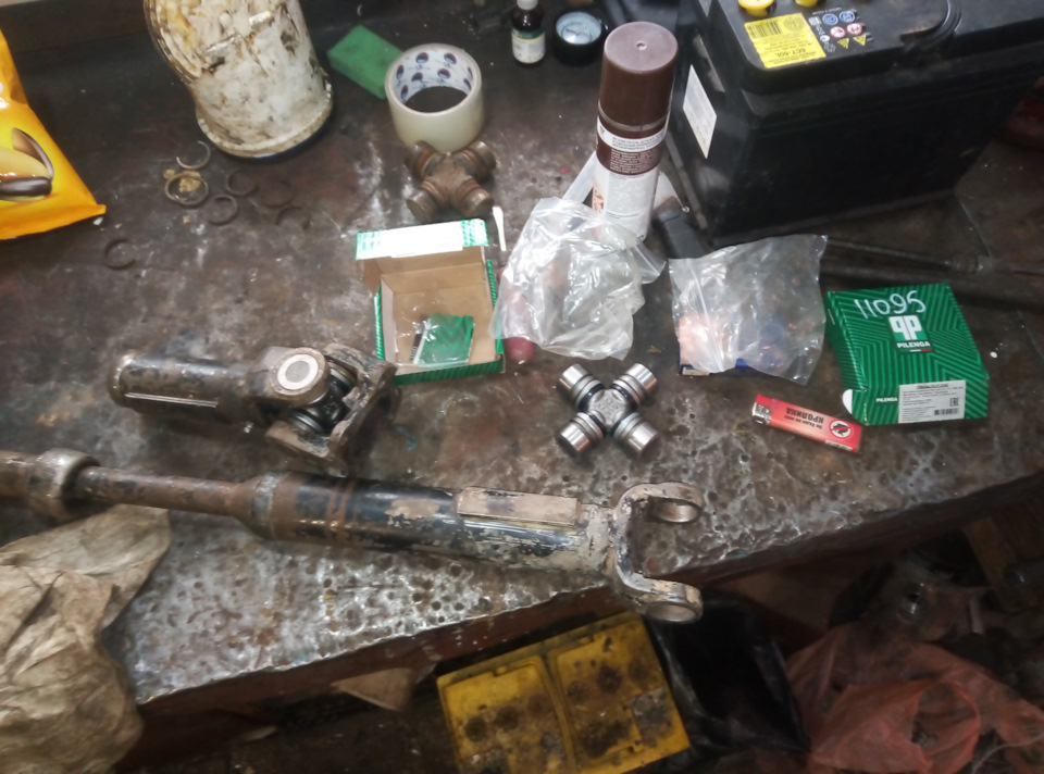 Замена крестовин, все как у всех — УАЗ 3741, 2,5 л., 1989 года | своими ...