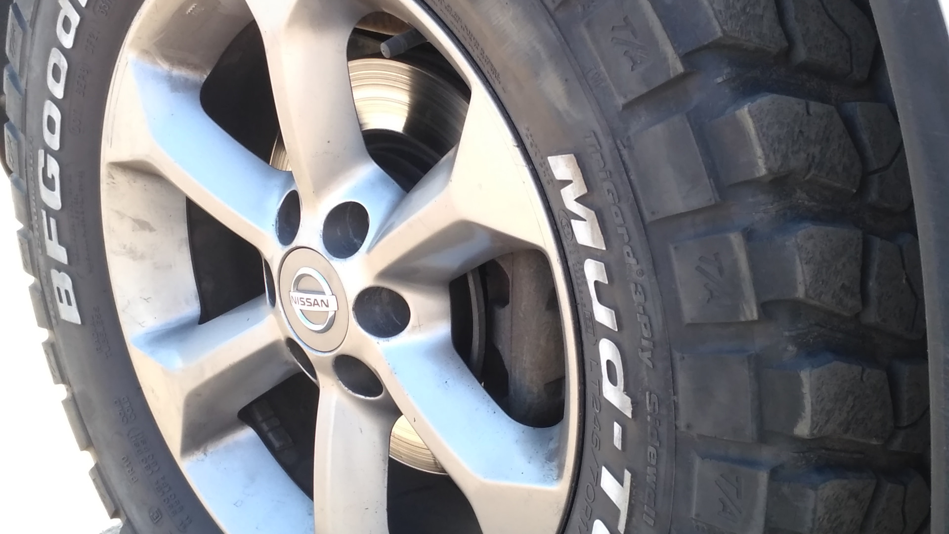 Bfgoodrich 245 70 r16