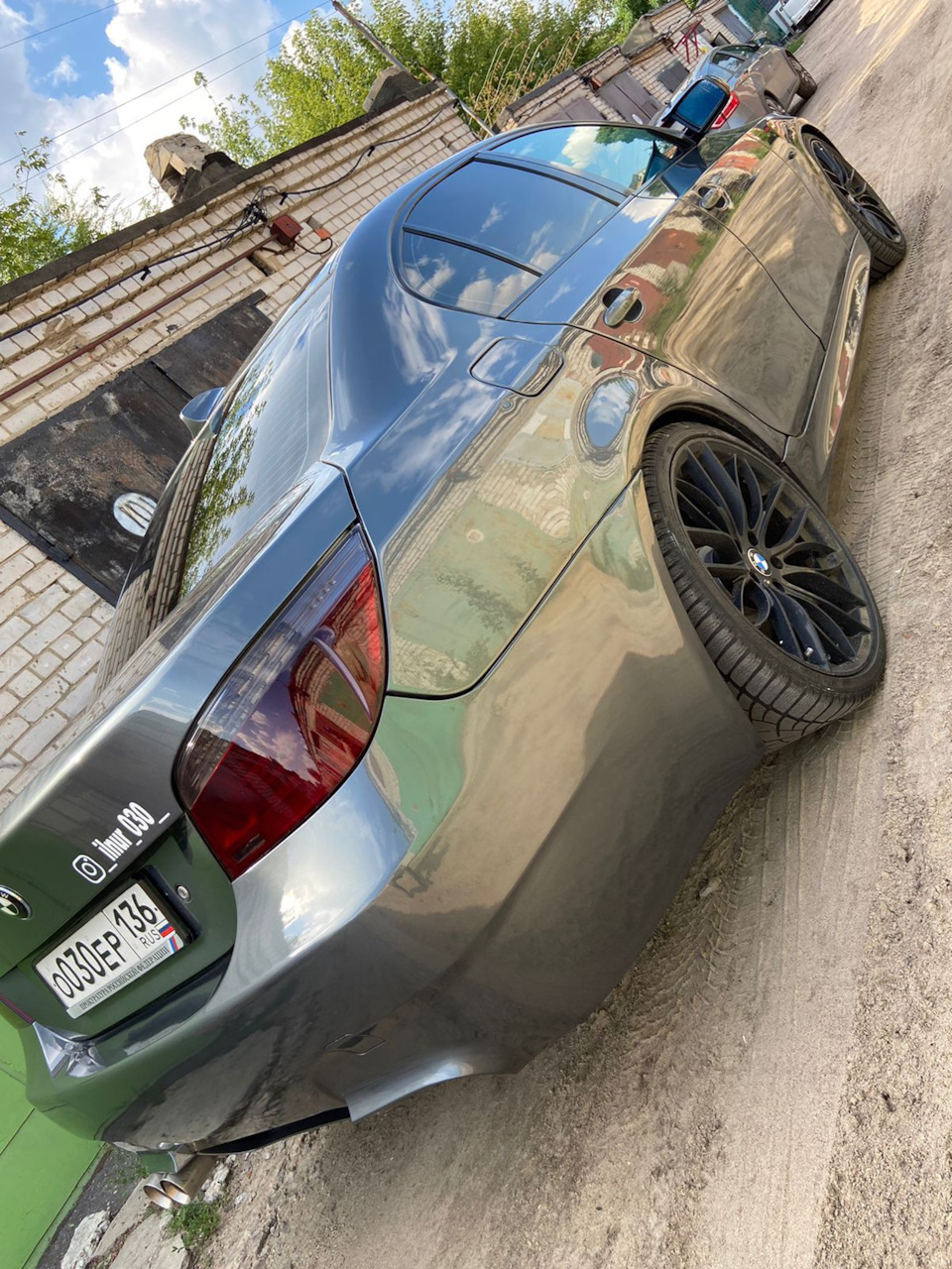 Покупка заднего бампера у Ромы, бленд под номер.Покраска, а так же ...