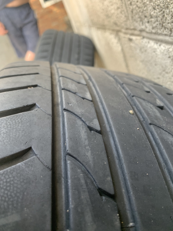 Maxtrek Maximus ds01 225/40 r18. 225 40 18 Полу слтк. 225 40 R18 Fielder. Резина 225 40 r18 лето как смотрится Мондео 3.