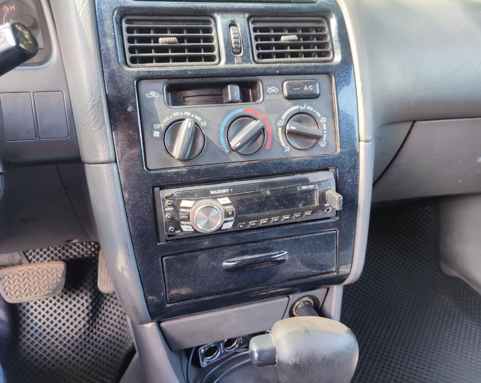 Магнитола — Toyota Avensis I, 1,8 л, 2000 года | электроника | DRIVE2