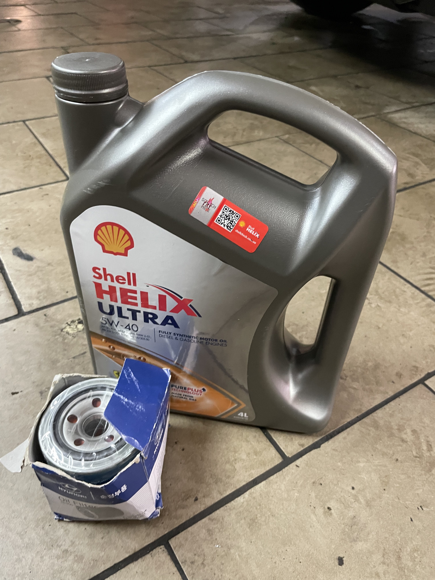 Моторное масло Shell Helix Ultra 5W-40 — Hyundai ix35, 2 л, 2010 года ...