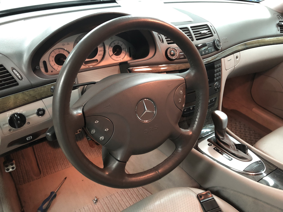 Резиновая крышка на заднем прикуривателе. — Chevrolet Cruze Station ...