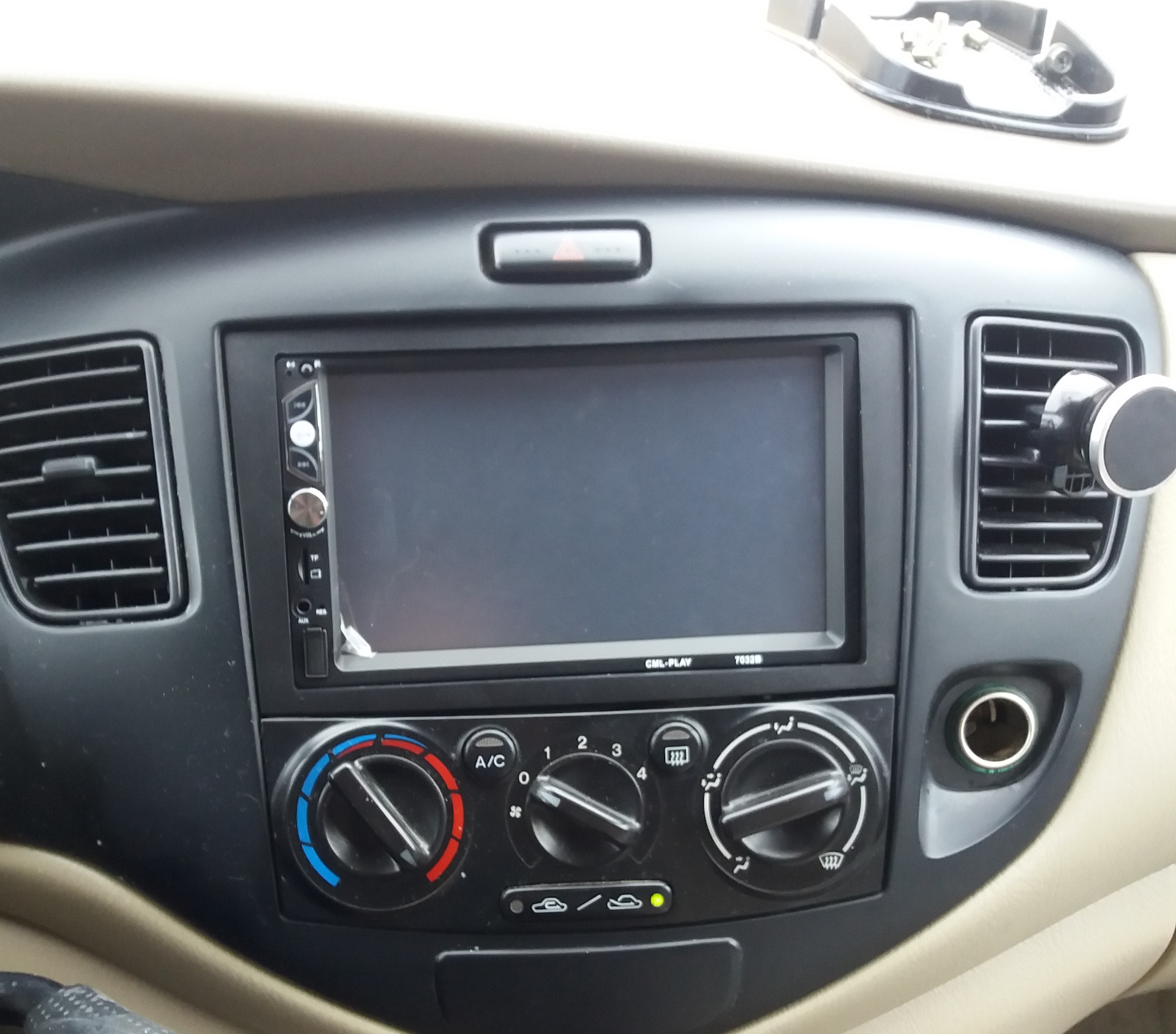 Jiuyin магнитола 2/32.