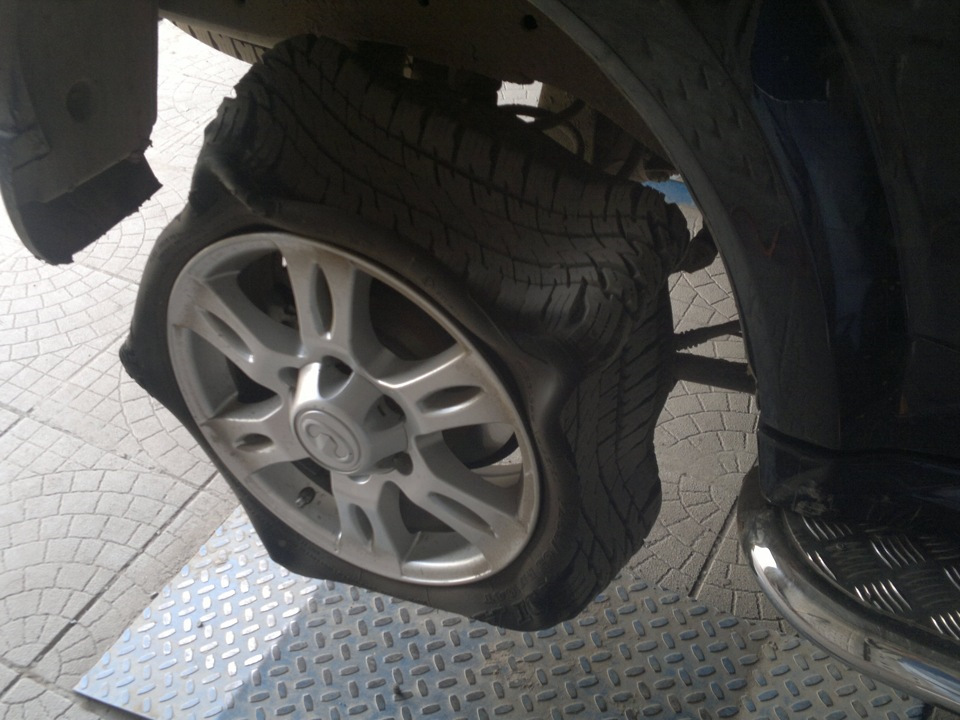 Шины без подкачки. Безвоздушные шины michelin tweel. Шины без подкачки. Шины без подкачки. Безвоздушные шины michelin tweel.