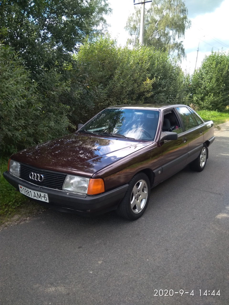 Так пару фоток, РС на телефон с памятью не очень )) — Audi 100 (C3), 2,5 л,  1990 года | просто так | DRIVE2