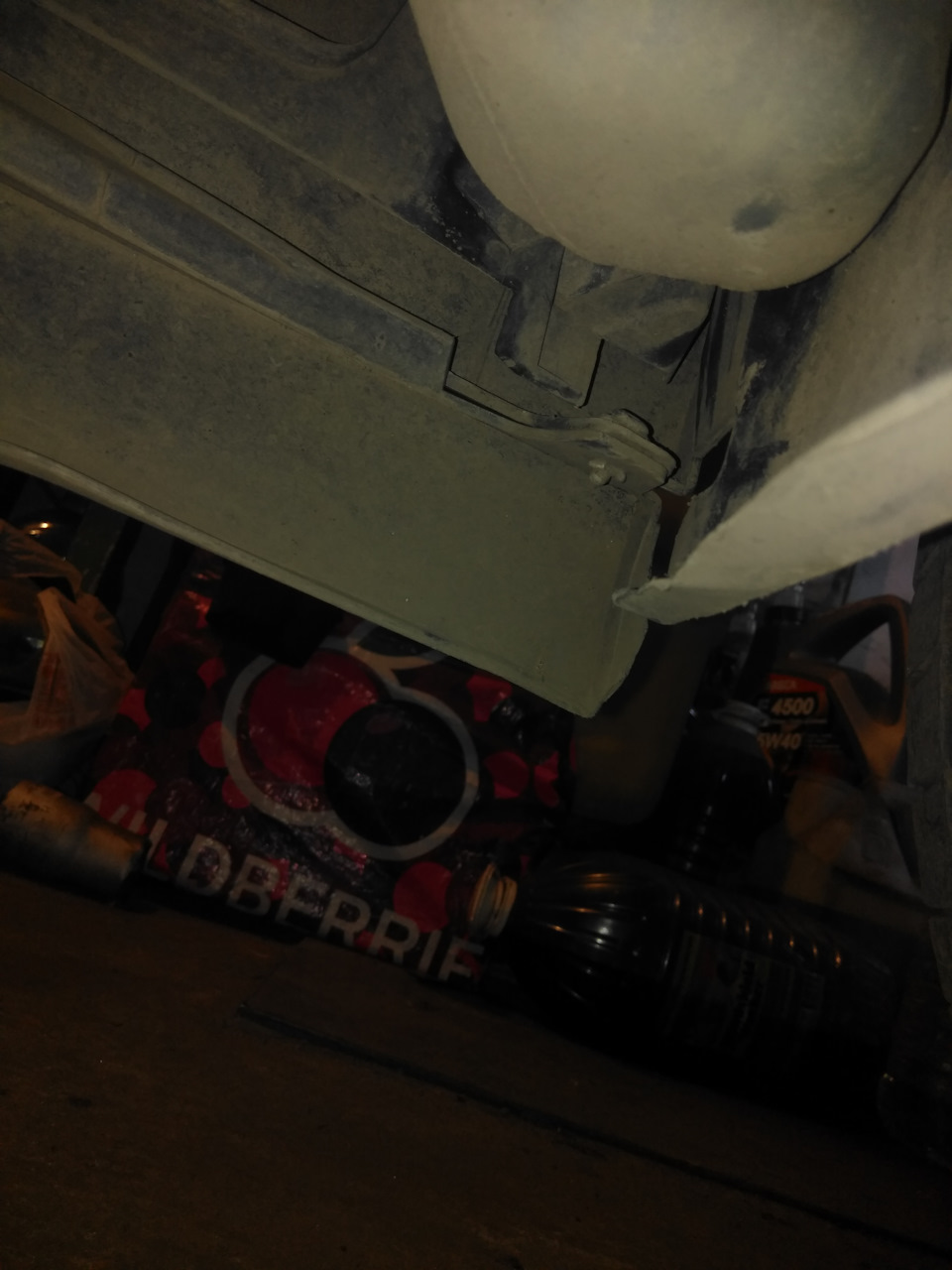 Замена ламп ПТФ без снятия бампера — Renault Megane III, 1,6 л, 2012 ...