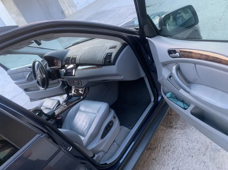 Photo from the logbook BMW X5 (E53)
