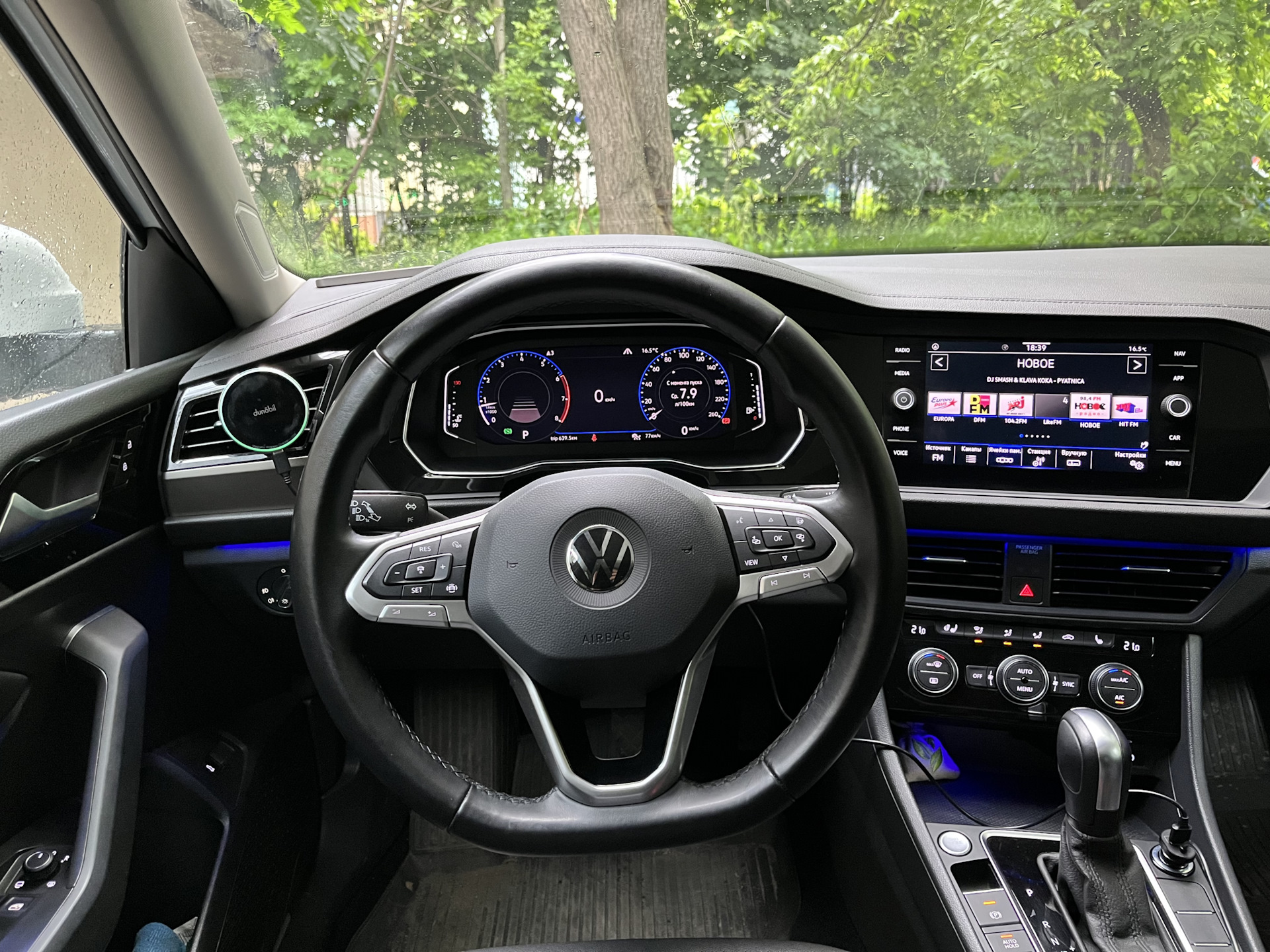 Jetta 7 1.4. Фольксваген Джетта 7 салон. Jetta 7 rest. Jetta 7 r line. Jetta 7 салон 2017.