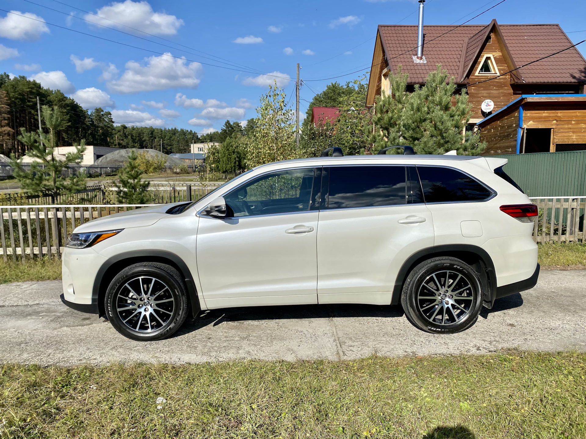 Детали салона и эргономики Toyota Highlander (XU70) 2021 — Toyota  Highlander (XU50), 3,5 л, 2019 года | наблюдение | DRIVE2