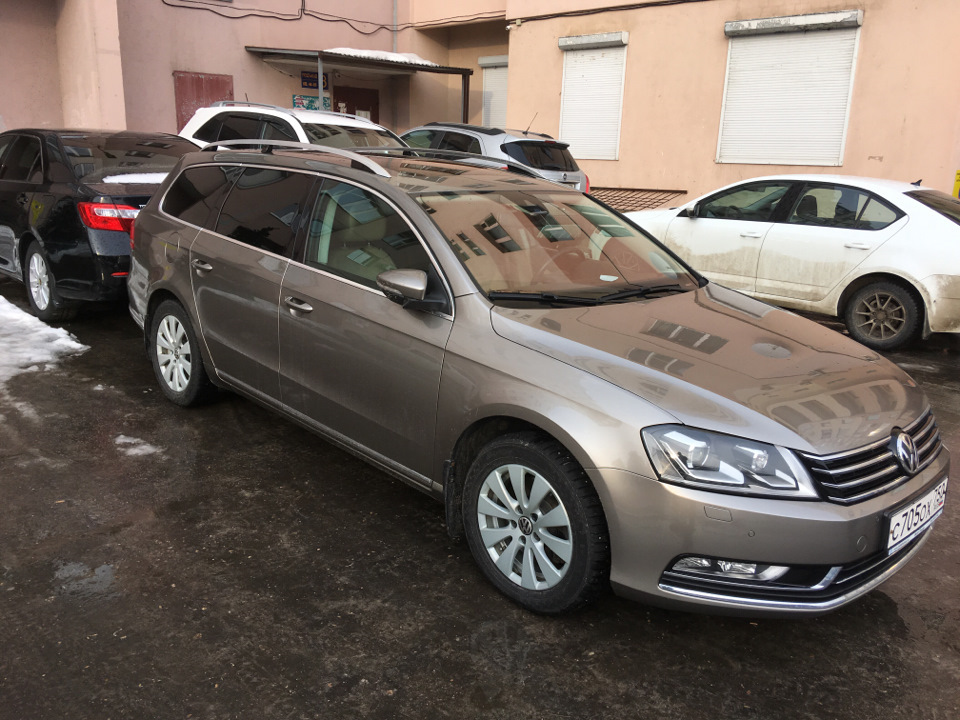 Фото в бортжурнале Volkswagen Passat Variant (B7)