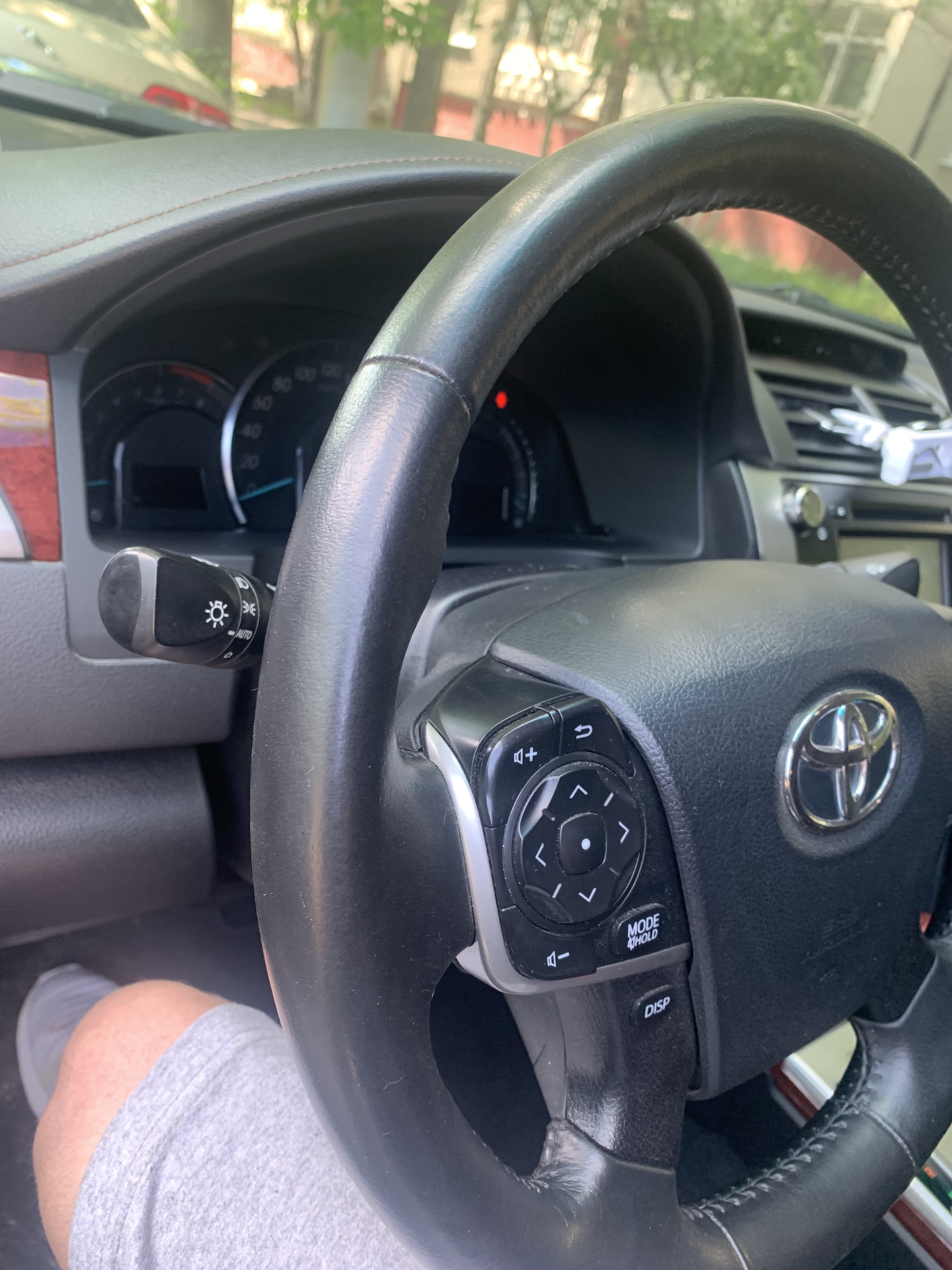 Руль камри 50 2012-2014 — Toyota Camry (XV50), 2,5 л, 2014 года ...
