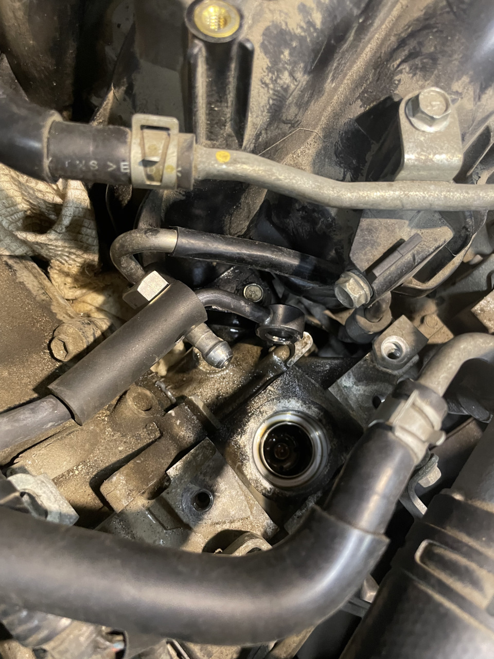 Снова тнвд 👋 Запах бензина в масле — Infiniti M (3G), 5,6 л, 2013 года ...