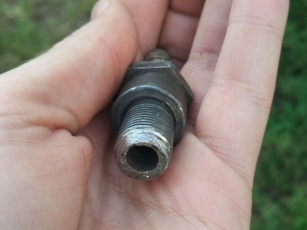 Самодельный тестер утечек в цилиндрах, для проверки герметичности ...