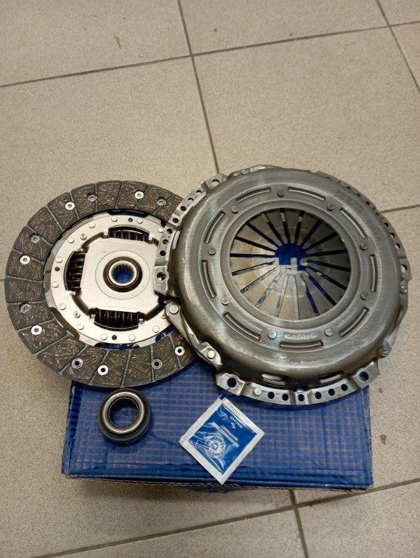 Комплект сцепления Peugeot 308 / Citroen c4 на Peugeot 3008 (1G ...