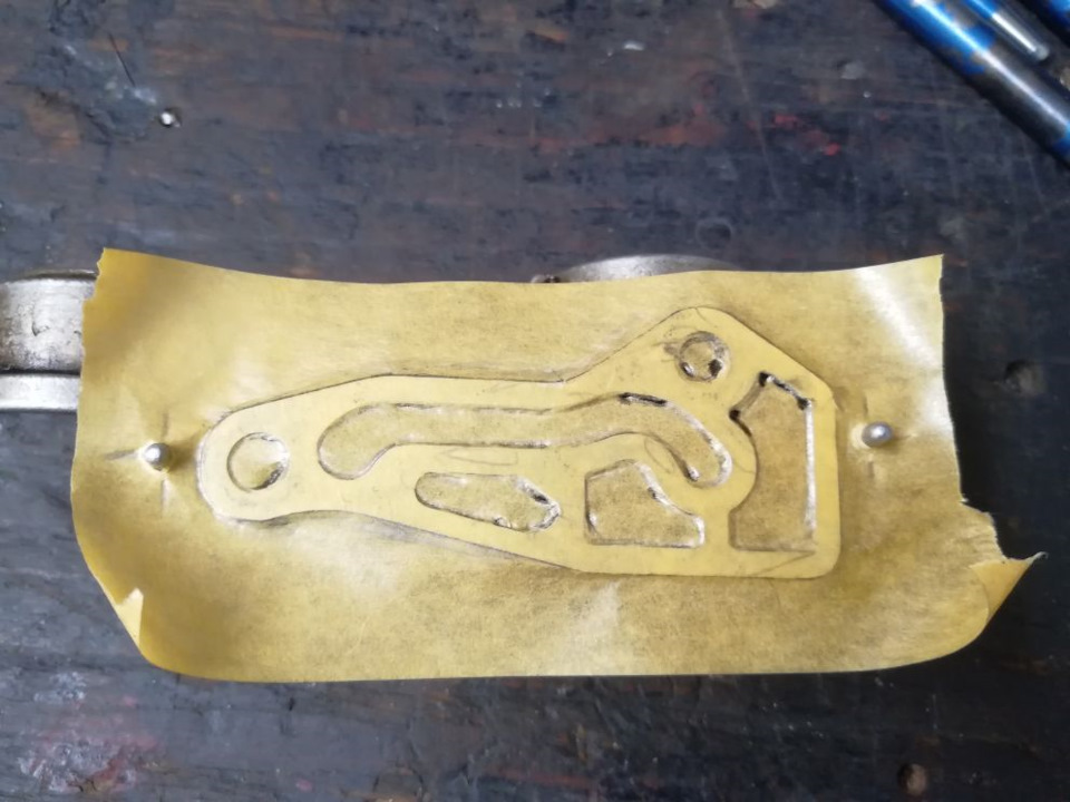 Лента — Nissan Almera Tino