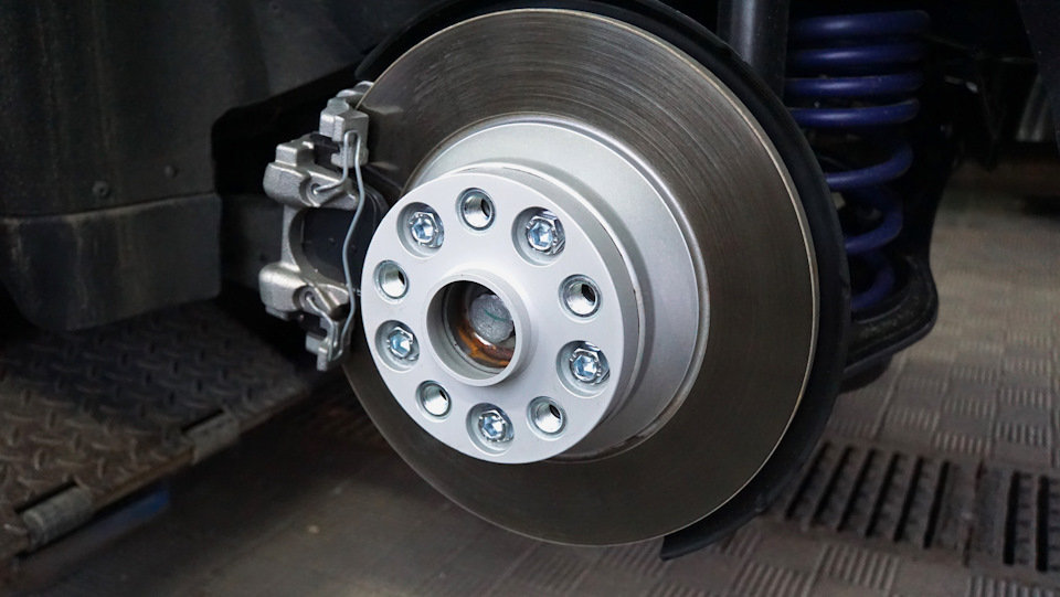 вид задних проствок — Skoda Kodiaq (1G)