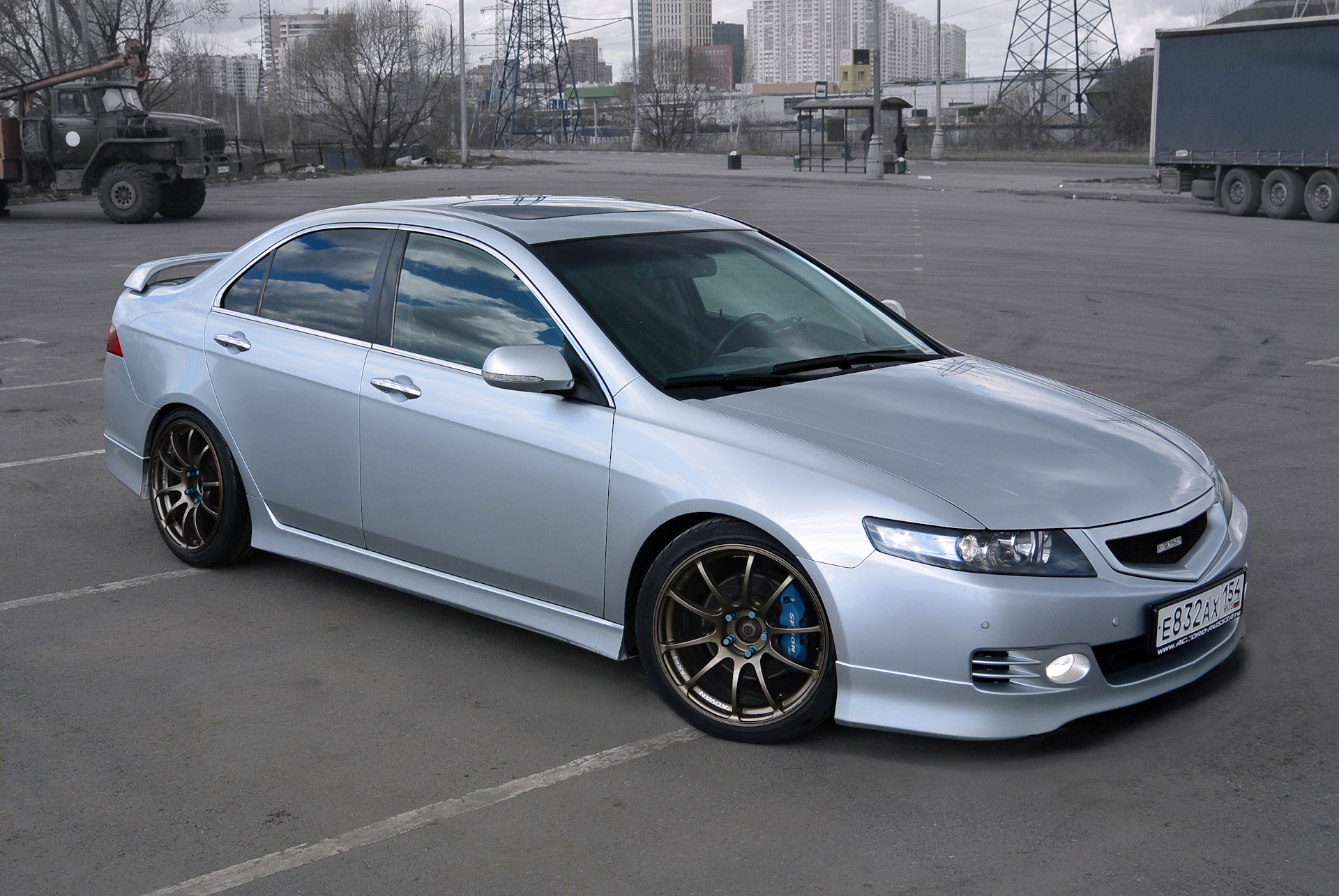 Новых фото без ветровиков - Honda Accord (7G), 2,4 л, 2003 года фотография DRIVE